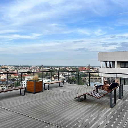 Family House By The River Odra -Panoramic Terrace - 3Room Apartment With 2 Separate Bedrooms And 2 Balconies By Wroapart-Pl- Perfect For Family & Business Stays Breslavia Exterior foto