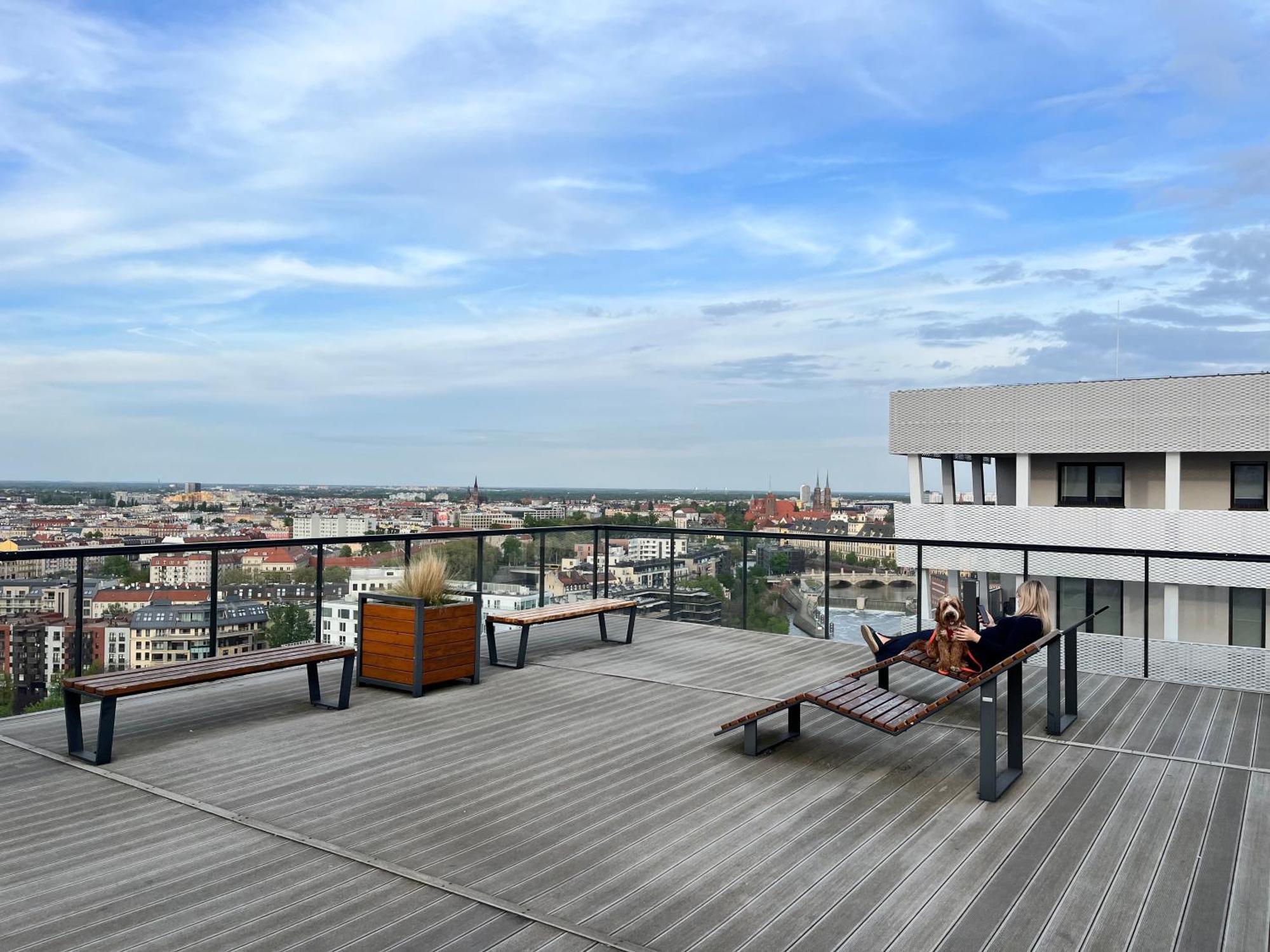 Family House By The River Odra -Panoramic Terrace - 3Room Apartment With 2 Separate Bedrooms And 2 Balconies By Wroapart-Pl- Perfect For Family & Business Stays Breslavia Exterior foto