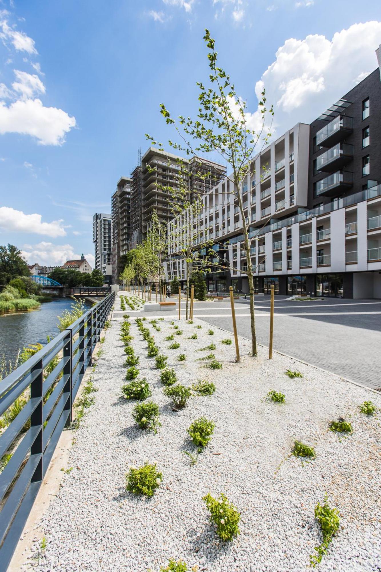 Family House By The River Odra -Panoramic Terrace - 3Room Apartment With 2 Separate Bedrooms And 2 Balconies By Wroapart-Pl- Perfect For Family & Business Stays Breslavia Exterior foto