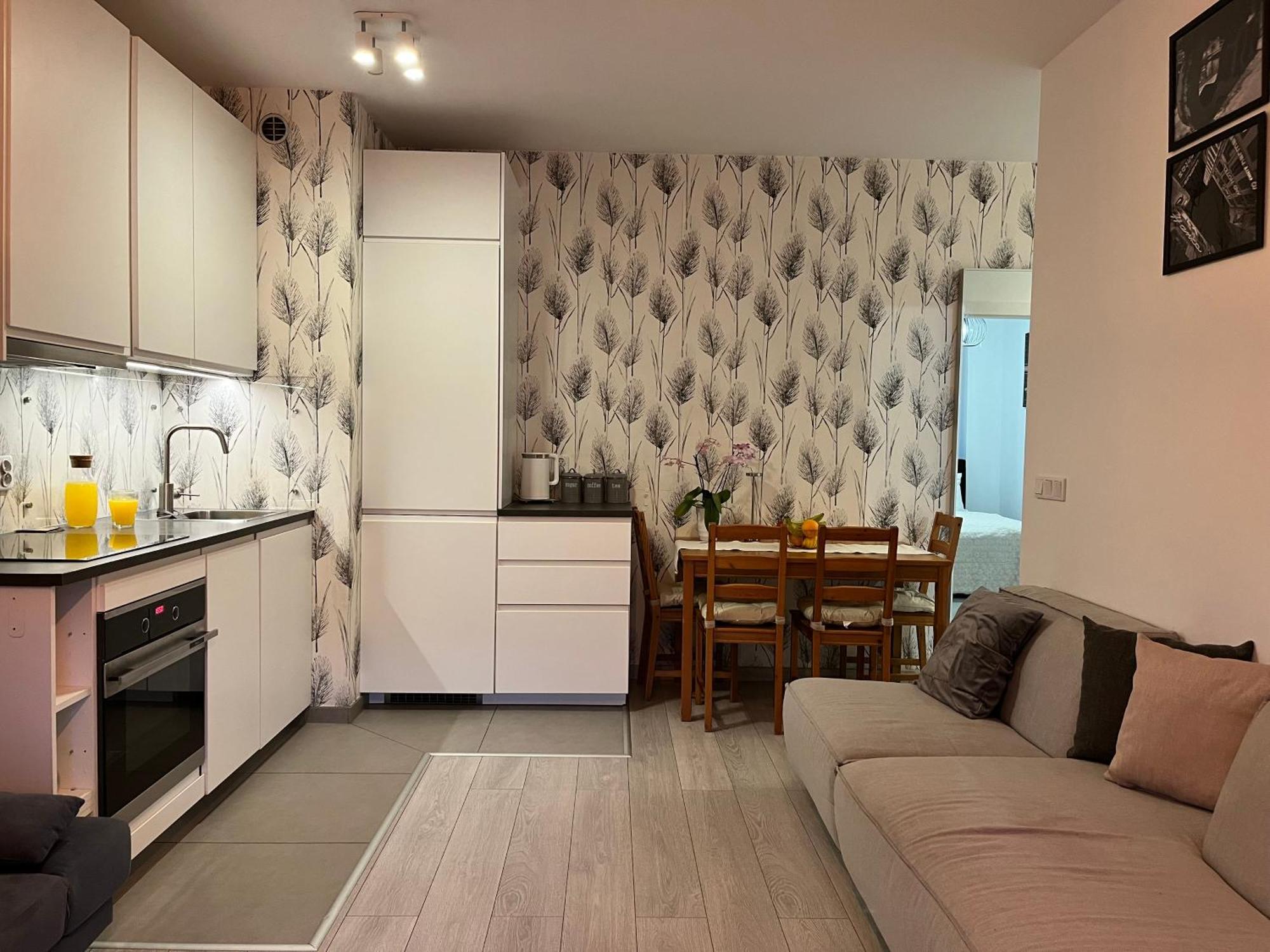 Family House By The River Odra -Panoramic Terrace - 3Room Apartment With 2 Separate Bedrooms And 2 Balconies By Wroapart-Pl- Perfect For Family & Business Stays Breslavia Exterior foto