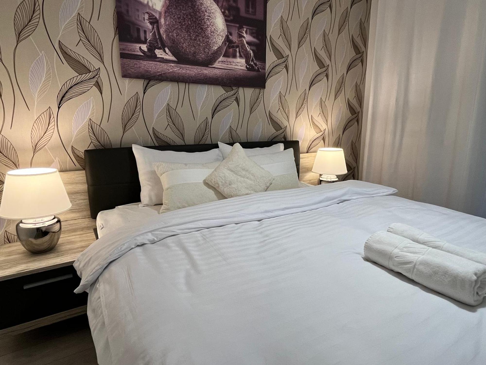 Family House By The River Odra -Panoramic Terrace - 3Room Apartment With 2 Separate Bedrooms And 2 Balconies By Wroapart-Pl- Perfect For Family & Business Stays Breslavia Exterior foto