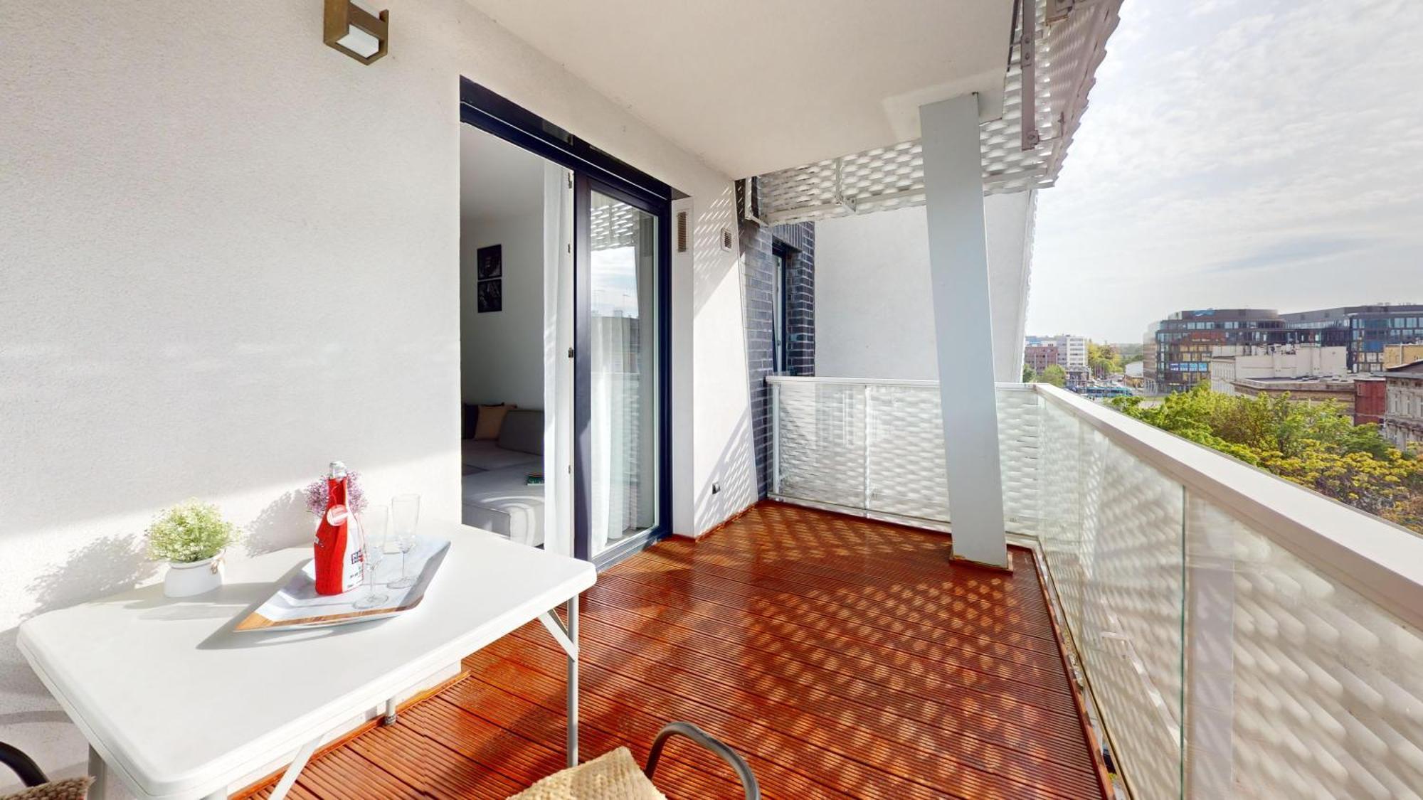 Family House By The River Odra -Panoramic Terrace - 3Room Apartment With 2 Separate Bedrooms And 2 Balconies By Wroapart-Pl- Perfect For Family & Business Stays Breslavia Exterior foto