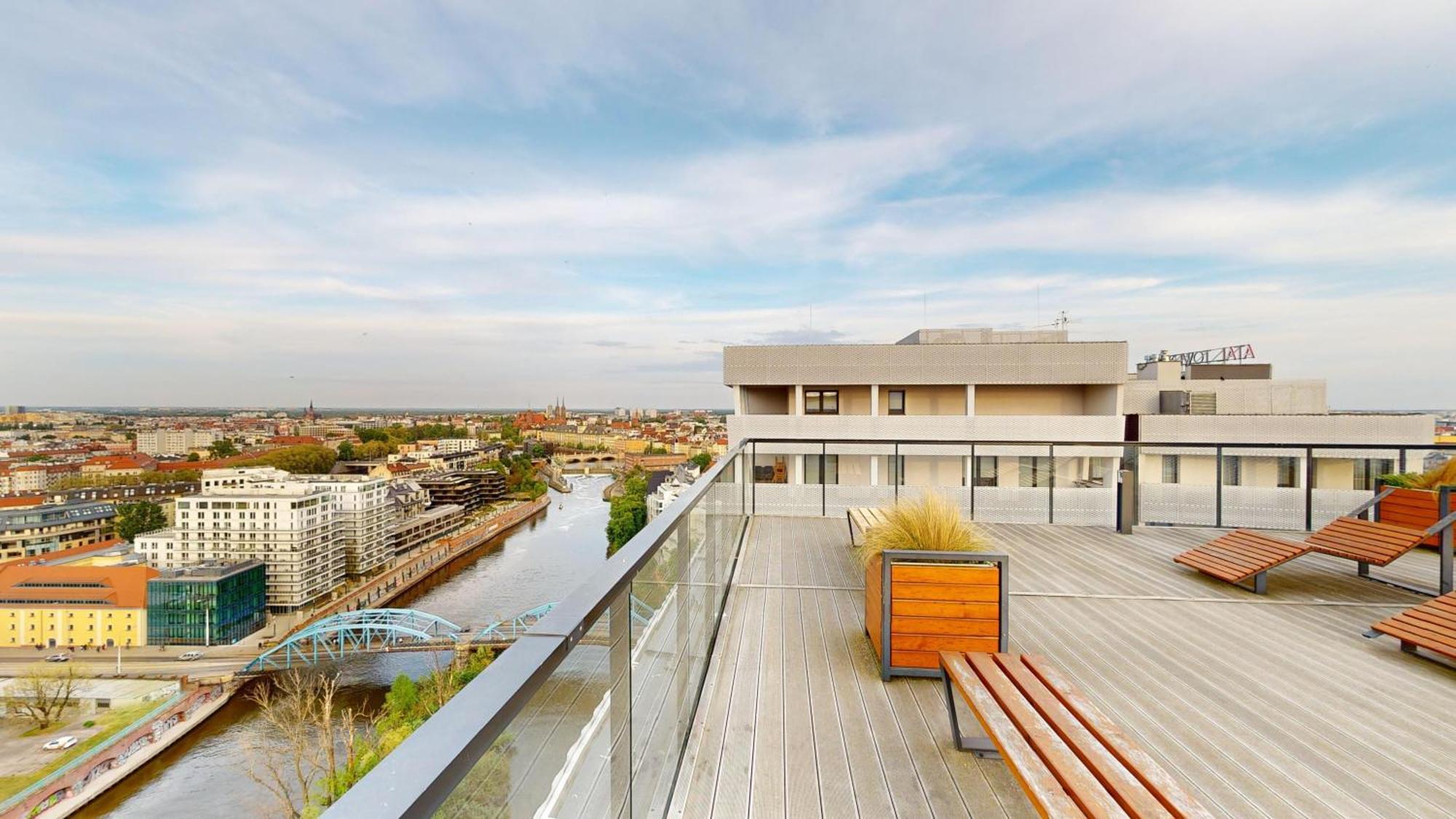 Family House By The River Odra -Panoramic Terrace - 3Room Apartment With 2 Separate Bedrooms And 2 Balconies By Wroapart-Pl- Perfect For Family & Business Stays Breslavia Exterior foto