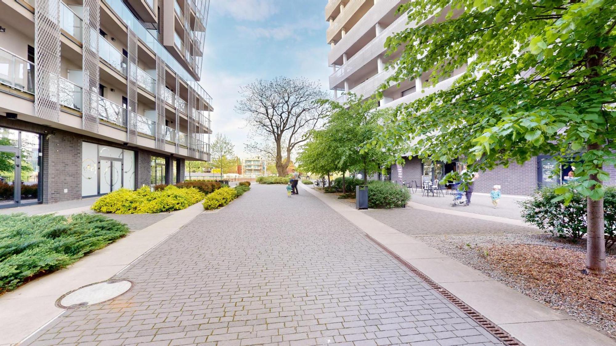 Family House By The River Odra -Panoramic Terrace - 3Room Apartment With 2 Separate Bedrooms And 2 Balconies By Wroapart-Pl- Perfect For Family & Business Stays Breslavia Exterior foto